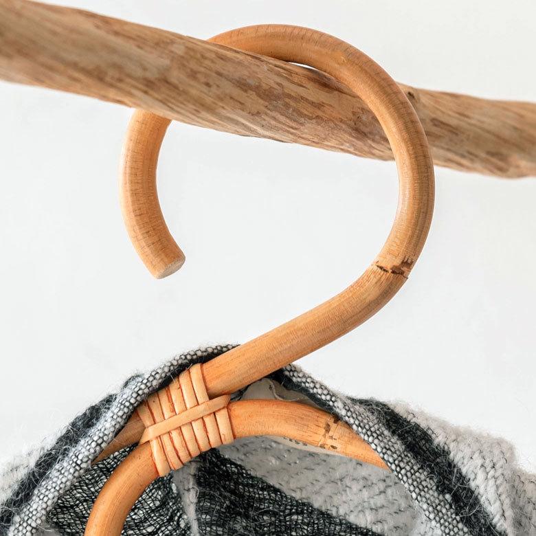 ラタンハンガーL 籐 ナチュラル ライトブラウン W46cm 大人用 タオルハンガー 衣類収納 ディスプレイ アジアン 13960 | ELEMENTS（インテリア） | 03