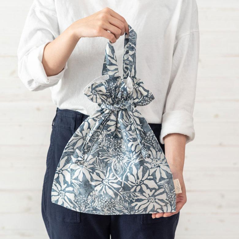 メール便対応 巾着 小物入れ スタンプ バティック 花柄 Alami アラミ トート エコ バッグ ランチ お弁当 手提げ 袋 おしゃれ 北欧  ナチュラル リゾート 14006 | ブランド登録なし | 11