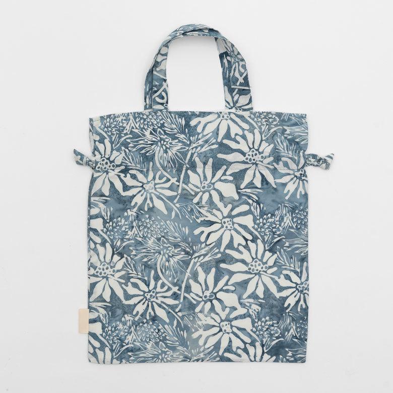 メール便対応 巾着 小物入れ スタンプ バティック 花柄 Alami アラミ トート エコ バッグ ランチ お弁当 手提げ 袋 おしゃれ 北欧  ナチュラル リゾート 14006 | ブランド登録なし | 05