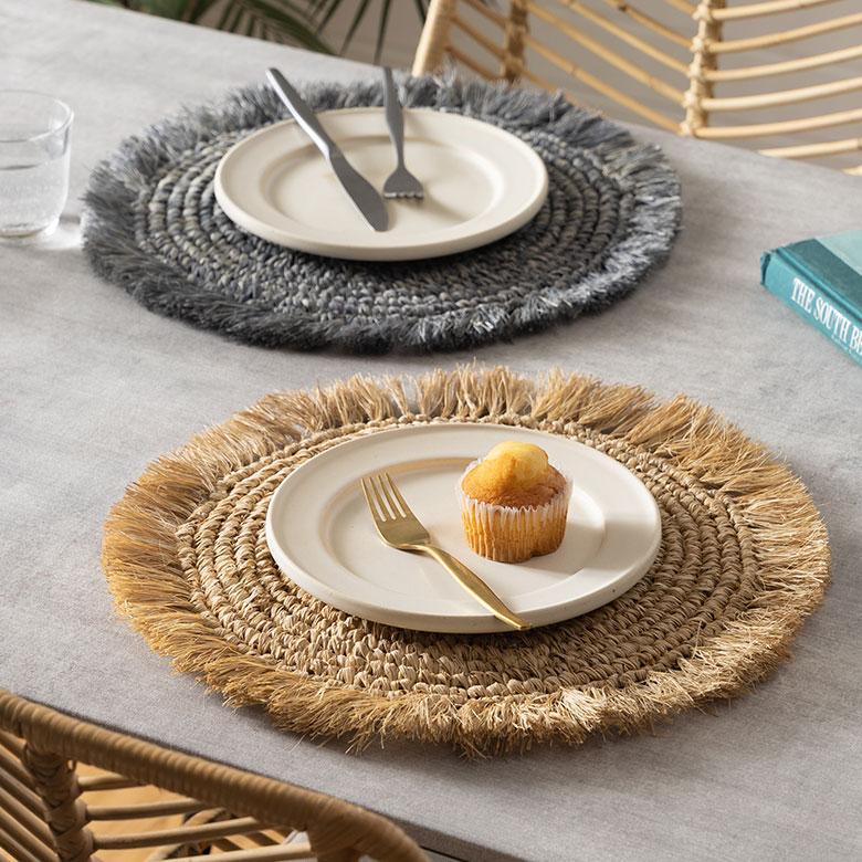 ランチョン マット ラフィア ラウンド 円形 丸 プレース 直径 約 38cm ランチ プレイス ディスプレイ おしゃれ 北欧 リゾート 雑貨 インテリア 西海岸 14092 | ELEMENTS（インテリア）