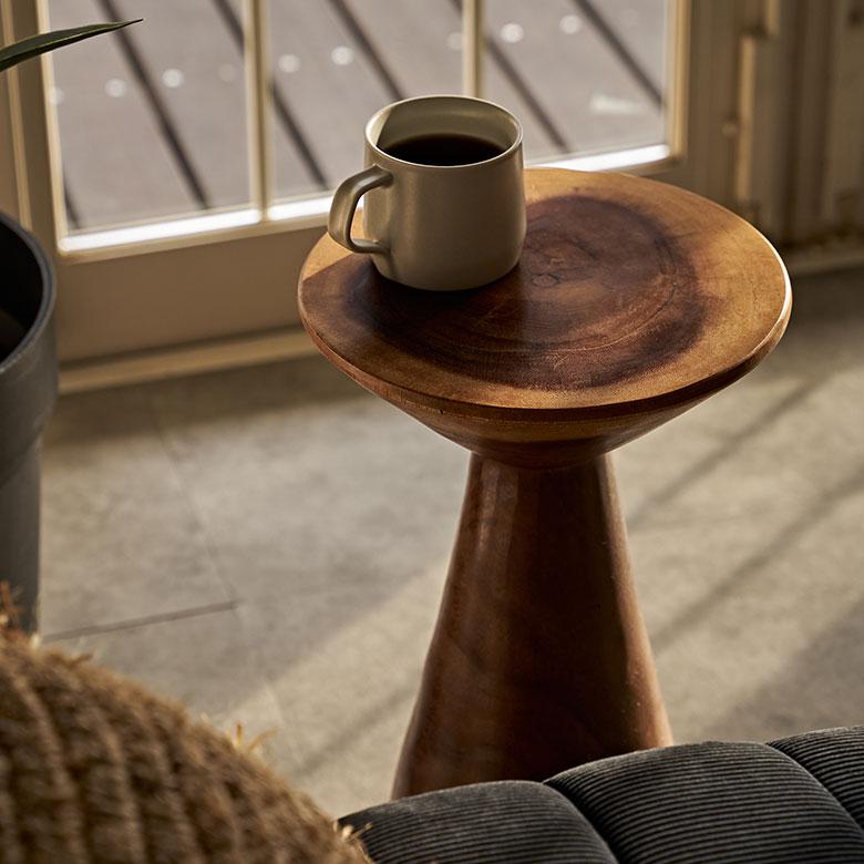 サイドテーブル スリム テーブル 円形 カフェテーブル 丸 無垢 ウッド 天然木 ラウンド 直径25cm おしゃれ ソファテーブル 木製 スワー 北欧 西海岸 14228 | ELEMENTS（インテリア） | 08