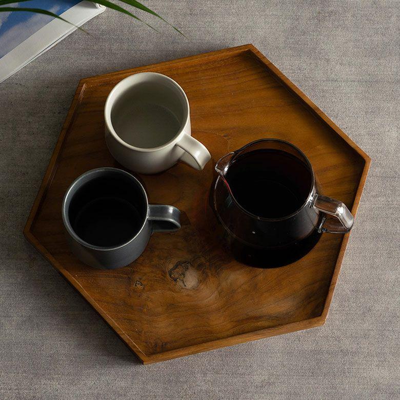 お盆 トレー おしゃれ 北欧 六角形 Lサイズ トレイ 配膳 ランチョンマット カフェ 天然木 木製 シンプル　持ち手 ワンプレート キッチントレー 西海岸 14284 |  | 17