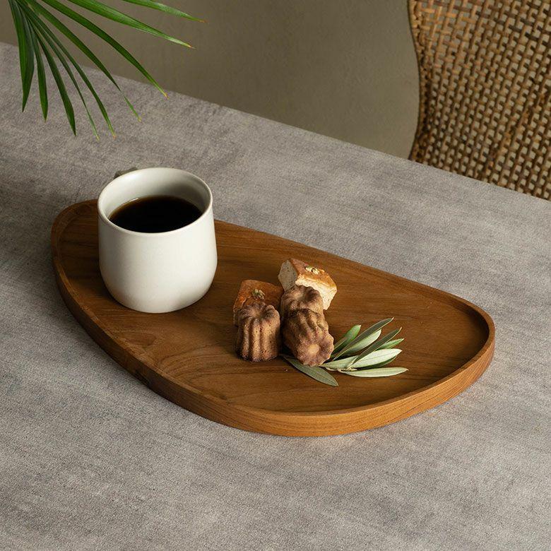 お盆 トレー おしゃれ 北欧 豆型 トレイ 配膳 ランチョンマット カフェ 天然木 木製 シンプル　持ち手 ワンプレート キッチントレー 西海岸 14286 |  | 16
