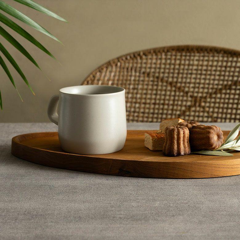 お盆 トレー おしゃれ 北欧 豆型 トレイ 配膳 ランチョンマット カフェ 天然木 木製 シンプル　持ち手 ワンプレート キッチントレー 西海岸 14286 |  | 07