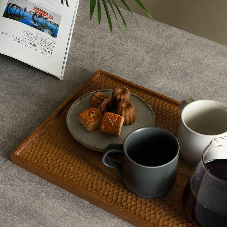 お盆 トレー おしゃれ 北欧 長方形 四角 トレイ 配膳 ランチョンマット カフェ 天然木 木製 シンプル　持ち手 ワンプレート キッチントレー 西海岸 14288 |  | 16