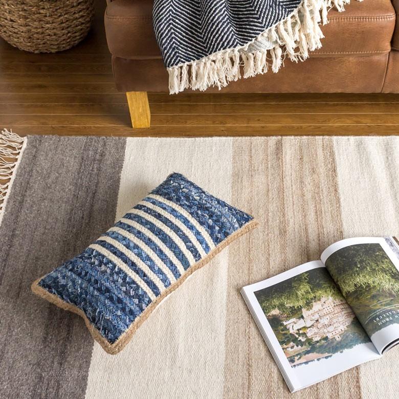 クッションカバー デニム 30×50cm おしゃれ 綿 麻 長方形 約30×50cm ブルー 青 ファブリック インド製 手織り 西海岸 男前 32100 | ブランド登録なし | 01