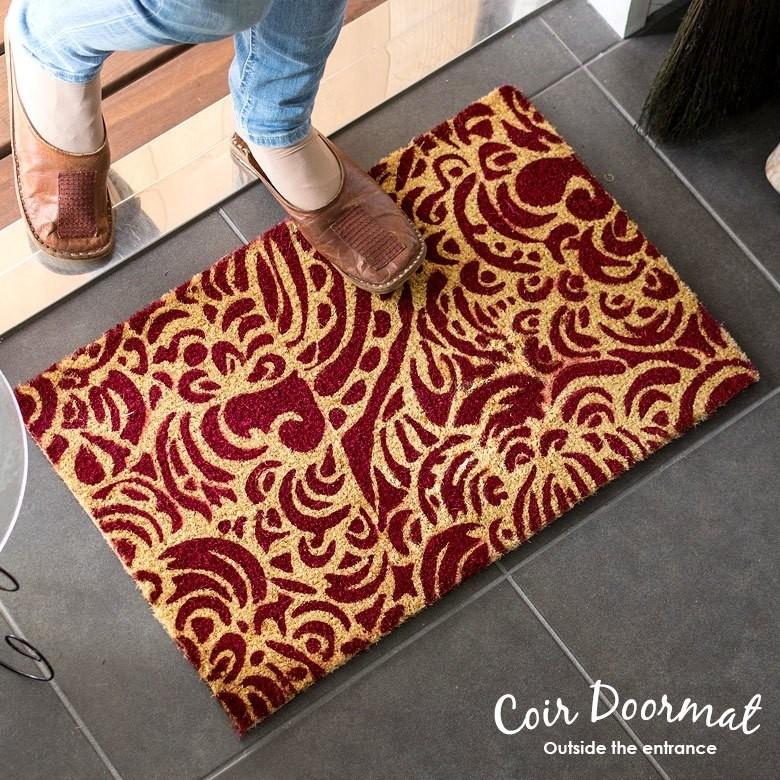 コイヤーマット 玄関マット ドアマット 室外 ダマスク柄 ワインレッド 赤 エントランス テラス デッキ 勝手口 泥落とし 雪 ココナッツ ココヤシ おしゃれ 32113 | ブランド登録なし