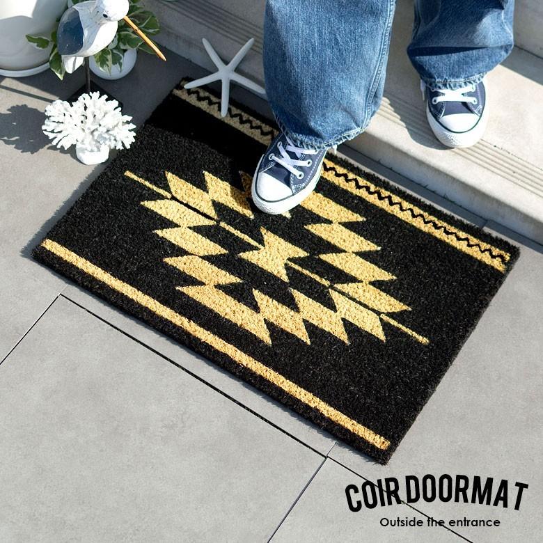 玄関マット ドアマット 室外 コイヤーマット オルテガ柄 ネイティブ柄 エントランス テラス デッキ 勝手口 泥落とし ココナッツ ココヤシ おしゃれ 32118 | ELEMENTS（インテリア）
