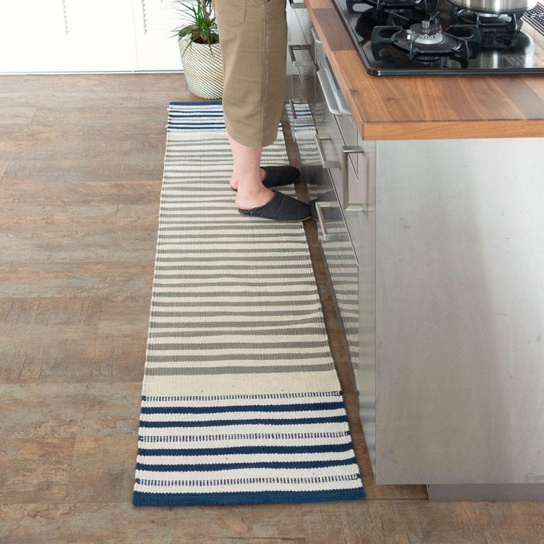 キッチンマット 室内 コットン ラグマット ボーダー柄 綿100% 45×180cm ブルー 玄関マット キリム風 ストライプ柄 キッチン用品 34303 | ブランド登録なし | 03