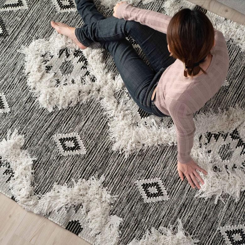 ラグ ラグマット オルテガ柄 140×200cm 白黒 BOHO カーペット