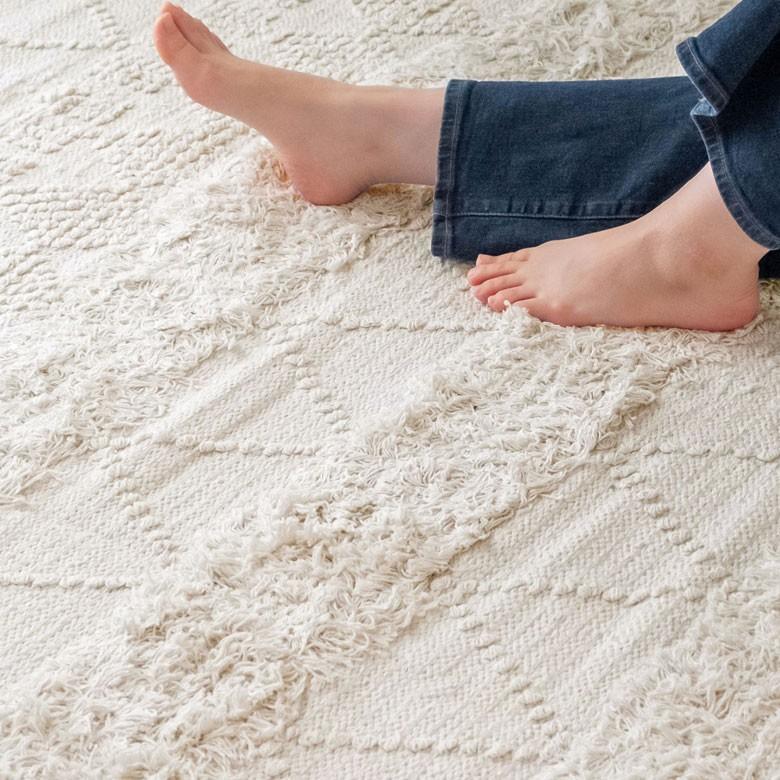 ラグ ラグマット ホワイト ボヘミアン 100×140cm 白黒 BOHO カーペット 絨毯 じゅうたん おしゃれ エスニック ボーホー モノトーン  オールシーズン 34423 | ELEMENTS（インテリア） | 01