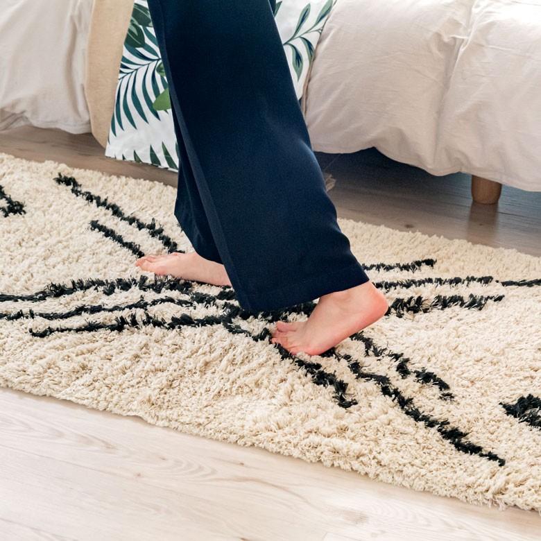 ラグ ラグマット ベニオワレン風 デザイン 70×140cm BOHO カーペット 絨毯 じゅうたん おしゃれ お洒落 エスニック ボーホー モノトーン  オールシーズン 34432 | ELEMENTS（インテリア） | 17