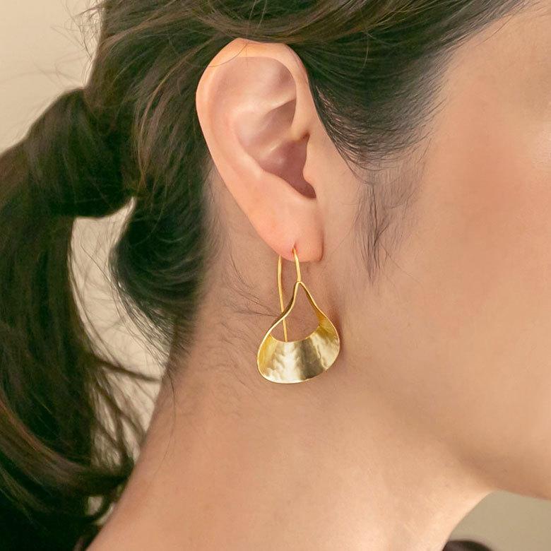 ピアス 真鍮 ゴールド アクセサリー レディース フック ピアス エスニック 揺れる エレガント カジュアル アジアン おしゃれ 34457 | ブランド登録なし | 17