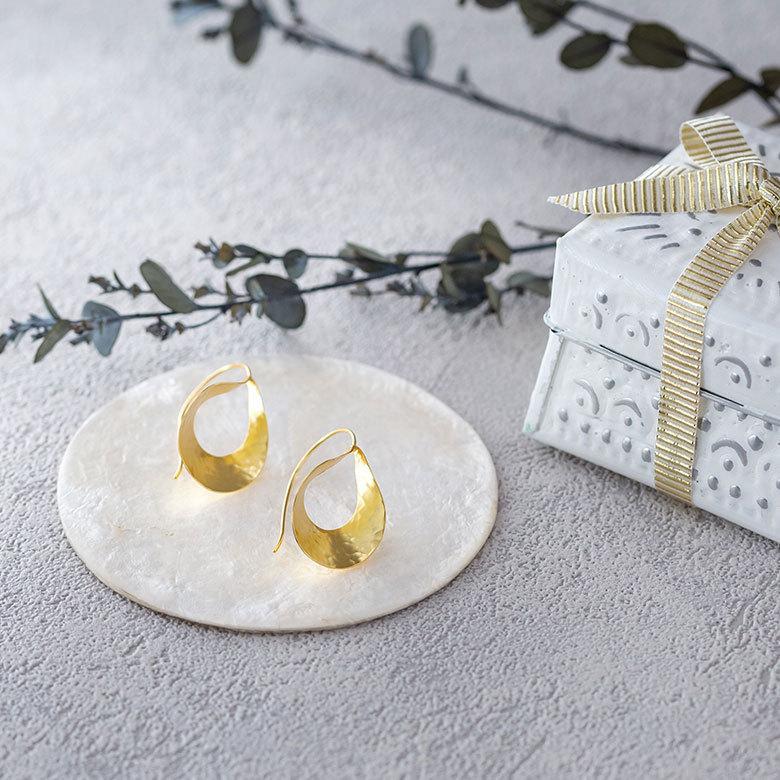 ピアス 真鍮 ゴールド アクセサリー レディース フック ピアス エスニック 揺れる エレガント カジュアル アジアン おしゃれ 34457 | ブランド登録なし | 06