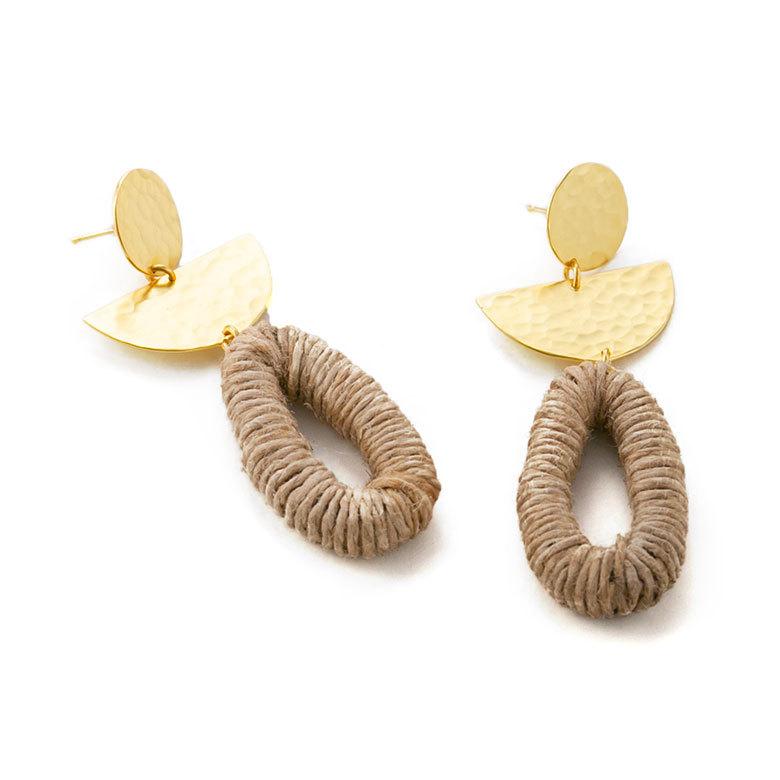 ピアス 真鍮 ジュート ゴールド アクセサリー レディース フック ピアス エスニック 揺れる エレガント カジュアル アジアン おしゃれ 34458 | ブランド登録なし | 01