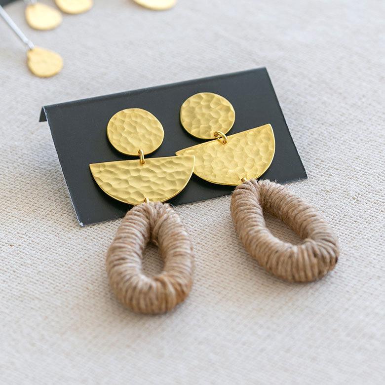 ピアス 真鍮 ジュート ゴールド アクセサリー レディース フック ピアス エスニック 揺れる エレガント カジュアル アジアン おしゃれ 34458 | ブランド登録なし | 04