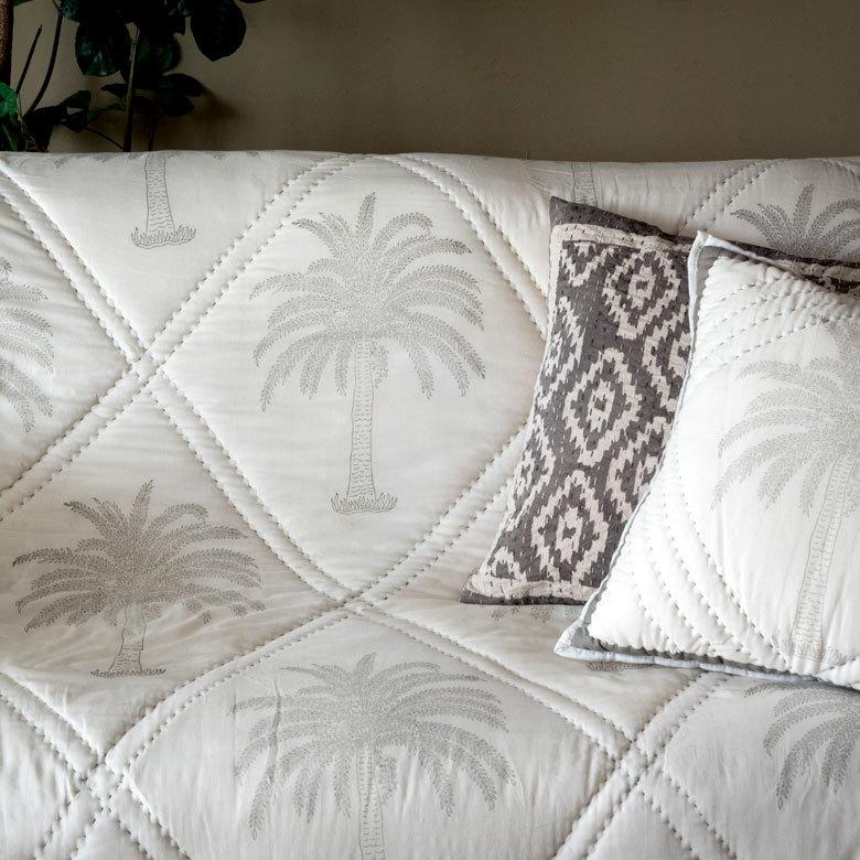 マルチカバー キルト 大判 ブランケット 正方形 ソファ ベッド ヤシの木 春 夏 秋 冬 綿 コットン ベビー 子供 洗える 洗濯可  おしゃれ 北欧 34462 | ブランド登録なし | 05