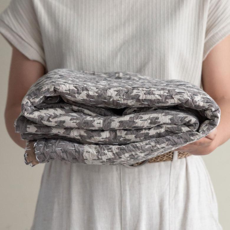 マルチカバー キルト 大判 ブランケット 正方形 ソファ ベッド 幾何柄 春 夏 秋 冬 夏用 綿 コットン ベビー 子供 洗える 洗濯可  おしゃれ 北欧 34465-gy | ブランド登録なし | 13