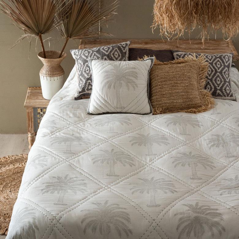 クッション カバー キルト 綿 正方形 45×45cm ヤシの木 春 夏 秋 冬 夏用 コットン 洗える 洗濯可  おしゃれ 北欧 ビーチ リゾート 西海岸 コースタル 34466 |  | 04