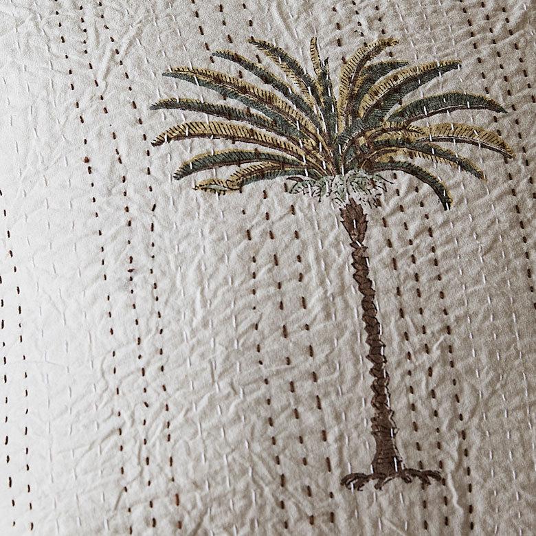 クッション カバー キルト 綿 正方形 45×45cm ヤシの木 春 夏 秋 冬 夏用 コットン 洗える 洗濯可  おしゃれ 北欧 ビーチ リゾート 西海岸 コースタル 34467 |  | 01