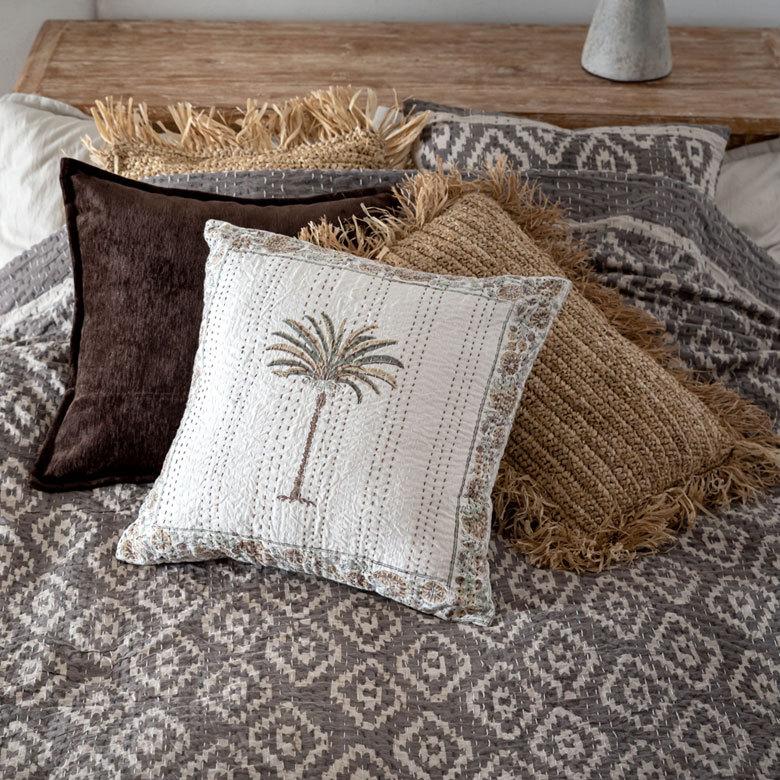 クッション カバー キルト 綿 正方形 45×45cm ヤシの木 春 夏 秋 冬 夏用 コットン 洗える 洗濯可  おしゃれ 北欧 ビーチ リゾート 西海岸 コースタル 34467 |  | 14