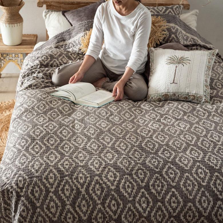 クッション カバー キルト 綿 正方形 45×45cm ヤシの木 春 夏 秋 冬 夏用 コットン 洗える 洗濯可  おしゃれ 北欧 ビーチ リゾート 西海岸 コースタル 34467 |  | 16