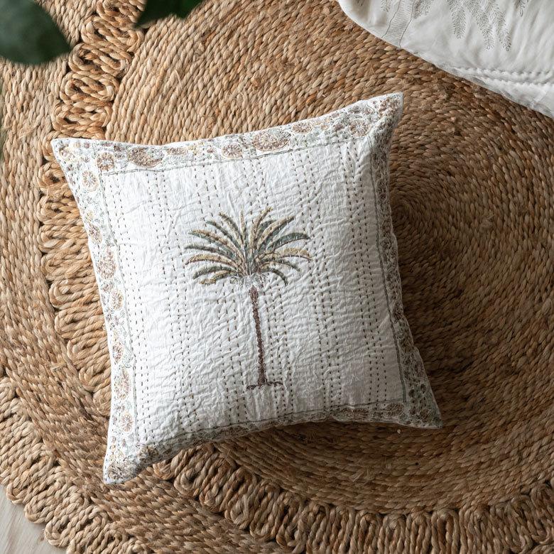 クッション カバー キルト 綿 正方形 45×45cm ヤシの木 春 夏 秋 冬 夏用 コットン 洗える 洗濯可  おしゃれ 北欧 ビーチ リゾート 西海岸 コースタル 34467 |  | 17