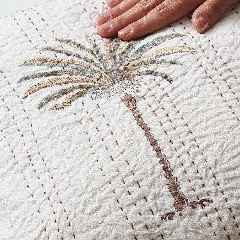 クッション カバー キルト 綿 正方形 45×45cm ヤシの木 春 夏 秋 冬 夏用 コットン 洗える 洗濯可  おしゃれ 北欧 ビーチ リゾート 西海岸 コースタル 34467 |  | 06