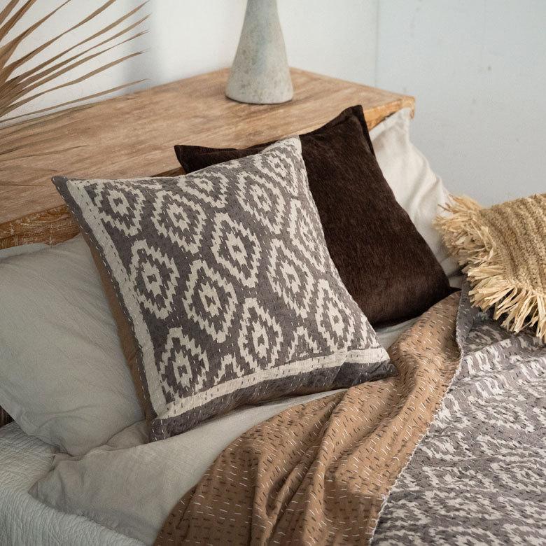 クッション カバー キルト 綿 正方形 45×45cm 幾何柄 春 夏 秋 冬 夏用 コットン 洗える 洗濯可  おしゃれ 北欧 ビーチ リゾート 西海岸 コースタル 34468 |  | 02