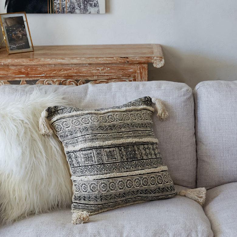 クッションカバー コットン ウーブンプリント 45ｘ45cm タッセル付き Raha ラーハ 正方形 四角 ソファ ベッド アウトドア リビング BOHO アジアン 雑貨 34475 | ブランド登録なし | 04