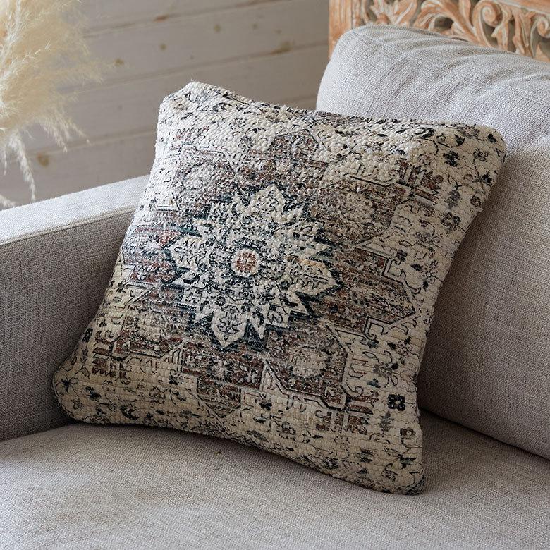 クッションカバー コットン ウーブンプリント 45ｘ45cm エスニック柄 Raha ラーハ 正方形 四角 ソファ ベッド アウトドア リビング BOHO アジアン 雑貨 34476 | ブランド登録なし