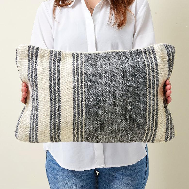 クッションカバー キリム柄 30ｘ50cm ボーダー柄 インド  長方形 横長 ピロー 背もたれ ソファ ベッド アウトドア 車内 おしゃれ かっこいい 北欧 西海岸 34479 | ブランド登録なし | 07