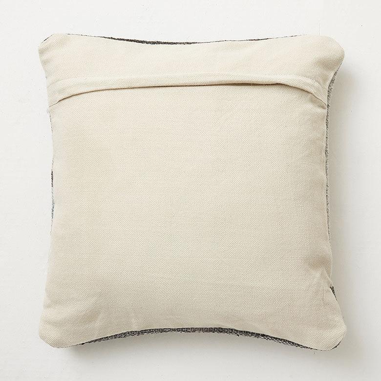 クッションカバー キリム柄 45ｘ45cm ボーダー柄 インド  正方形 四角 ソファ ベッド アウトドア 車内 リビング おしゃれ かっこいい 北欧 西海岸 ビーチ 34481 | ブランド登録なし | 17