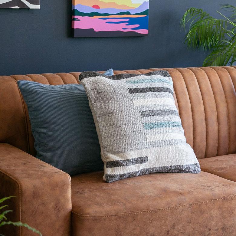 クッションカバー キリム柄 45ｘ45cm ボーダー柄 インド  正方形 四角 ソファ ベッド アウトドア 車内 リビング おしゃれ かっこいい 北欧 西海岸 ビーチ 34481 | ブランド登録なし | 04