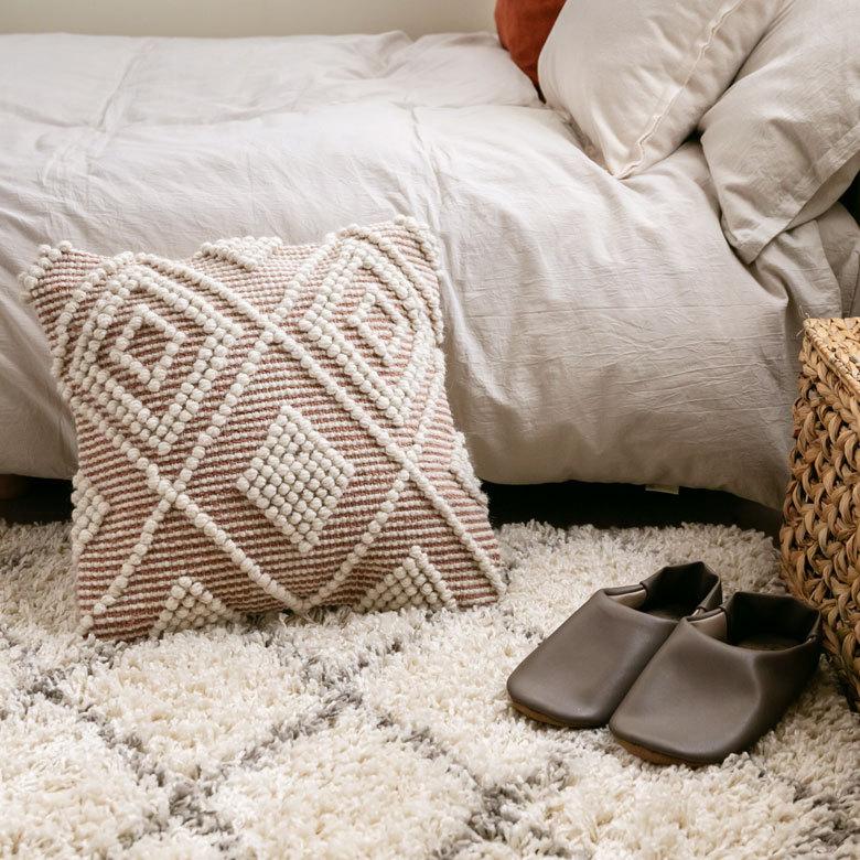 クッションカバー インド ブラウン 幾何柄 ジオメトリック Raha ラーハ ダイヤ柄 正方形 四角 おしゃれ BOHO モロッカン アジアン 雑貨 エスニック  34484-br | ブランド登録なし | 10