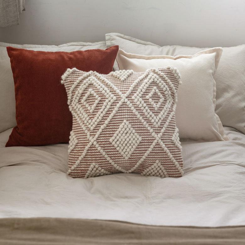 クッションカバー インド ブラウン 幾何柄 ジオメトリック Raha ラーハ ダイヤ柄 正方形 四角 おしゃれ BOHO モロッカン アジアン 雑貨 エスニック  34484-br | ブランド登録なし | 15