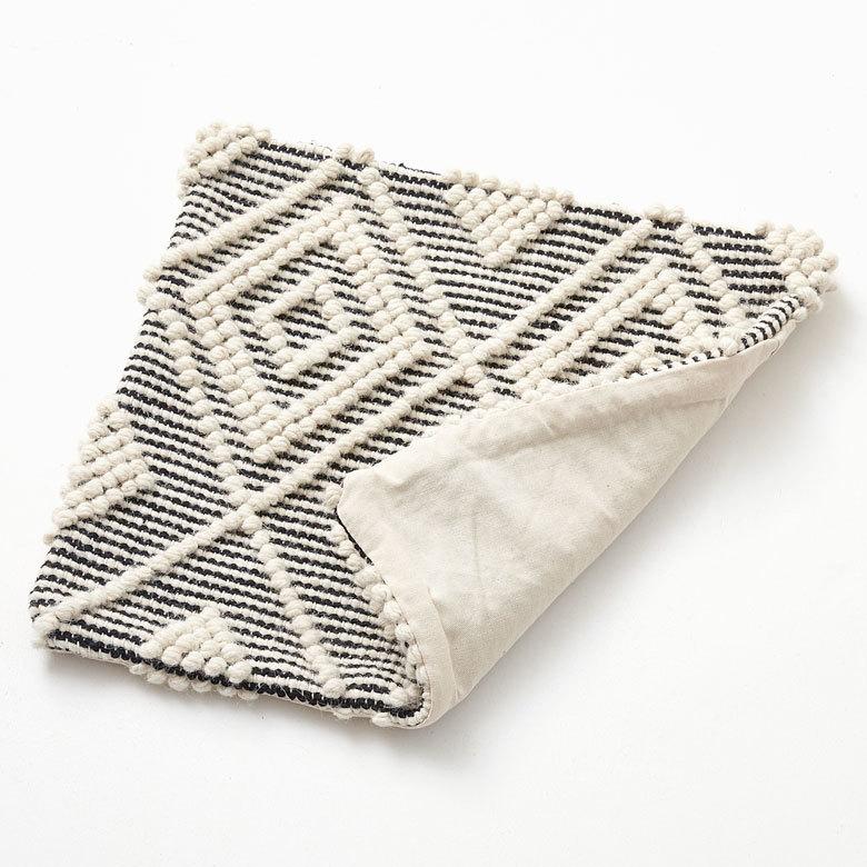 クッションカバー インド グレー モノトーン 幾何柄 ダイヤ柄 Raha ラーハ  正方形 四角 クッション用カバー モロッカン おしゃれ 西海岸 ビーチ 34485-bk | ブランド登録なし | 18