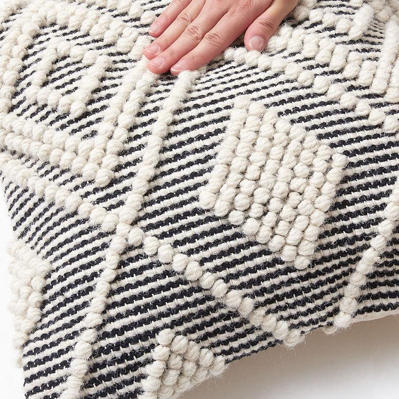 クッションカバー インド グレー モノトーン 幾何柄 ダイヤ柄 Raha ラーハ  正方形 四角 クッション用カバー モロッカン おしゃれ 西海岸 ビーチ 34485-bk | ブランド登録なし | 04