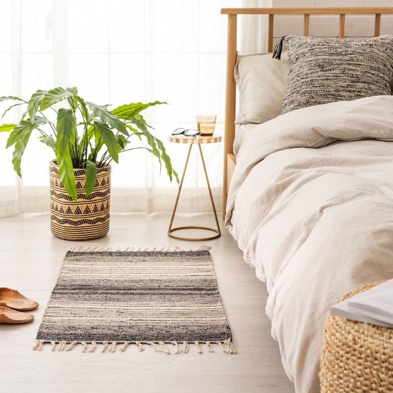 玄関 マット フリンジ モノトーン ボーダー ストライプ 約 50×80cm  室内 キリム風 アウトドア キャンプ リビング 寝室 西海岸 ビーチ 韓国 ボーホー 34522 | ELEMENTS（インテリア） | 14