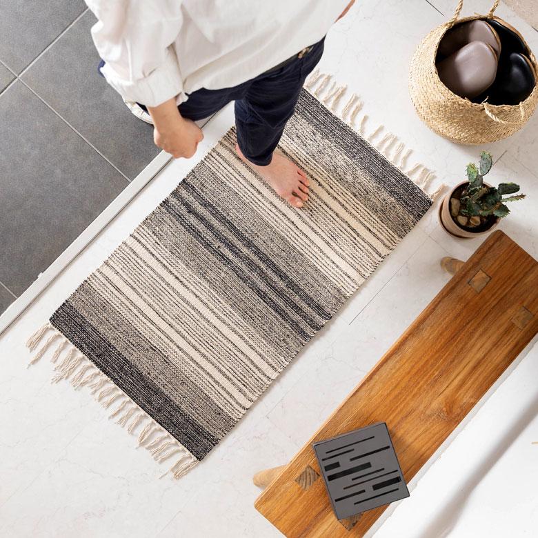 玄関 マット フリンジ モノトーン ボーダー ストライプ 約 50×80cm  室内 キリム風 アウトドア キャンプ リビング 寝室 西海岸 ビーチ 韓国 ボーホー 34522 | ELEMENTS（インテリア） | 04