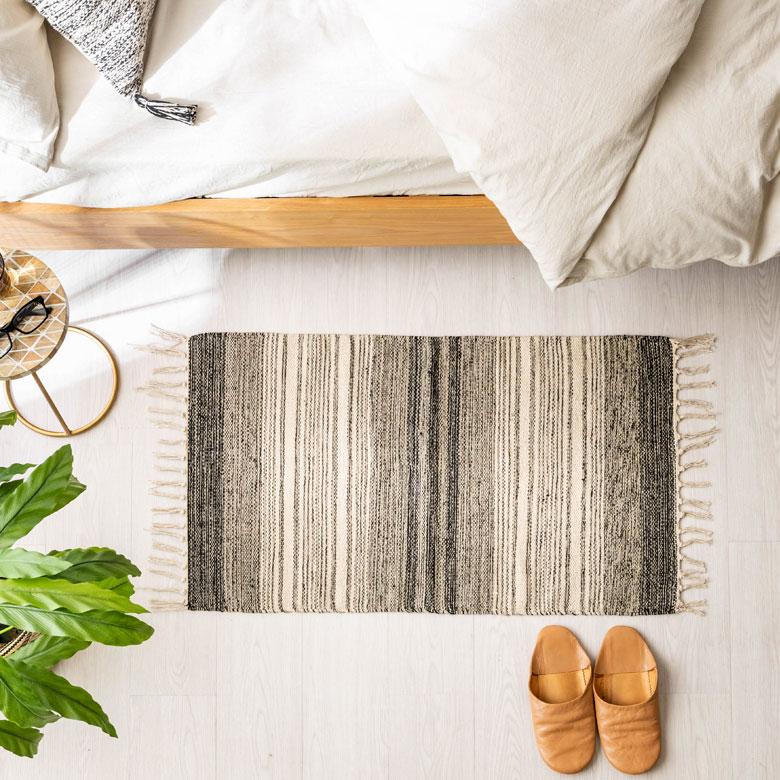 玄関 マット フリンジ モノトーン ボーダー ストライプ 約 50×80cm  室内 キリム風 アウトドア キャンプ リビング 寝室 西海岸 ビーチ 韓国 ボーホー 34522 | ELEMENTS（インテリア） | 05