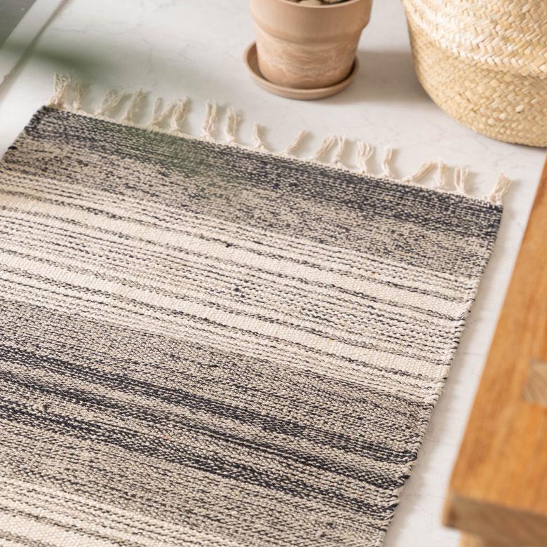 玄関 マット フリンジ モノトーン ボーダー ストライプ 約 50×80cm  室内 キリム風 アウトドア キャンプ リビング 寝室 西海岸 ビーチ 韓国 ボーホー 34522 | ELEMENTS（インテリア） | 07