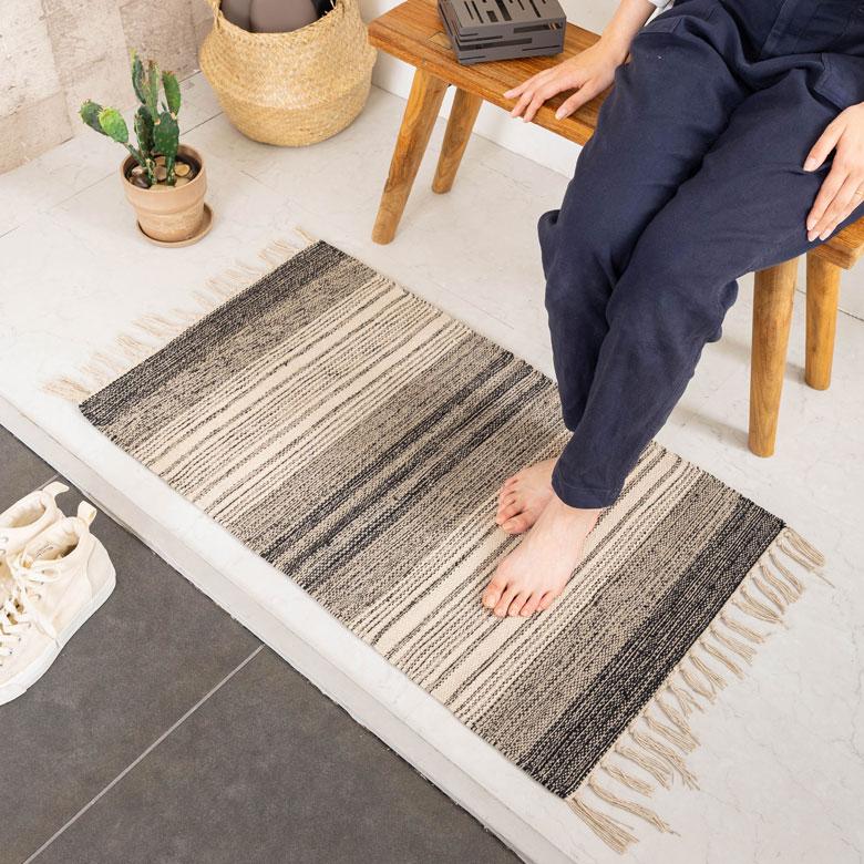 玄関 マット フリンジ モノトーン ボーダー ストライプ 約 50×80cm  室内 キリム風 アウトドア キャンプ リビング 寝室 西海岸 ビーチ 韓国 ボーホー 34522 | ELEMENTS（インテリア） | 08