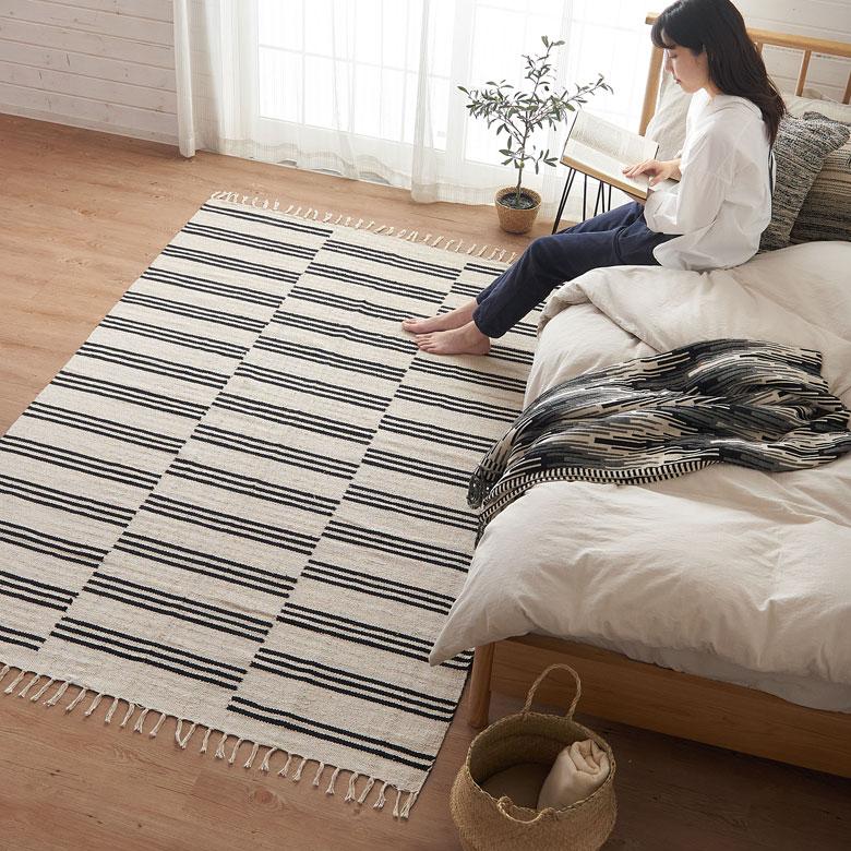 ラグ マット モノトーン ボーダー ストライプ インド製 約 140×200cm 夏用 絨毯 コットン フリンジ付き インテリア おしゃれ 北欧 西海岸 34528 | ELEMENTS（インテリア） | 10