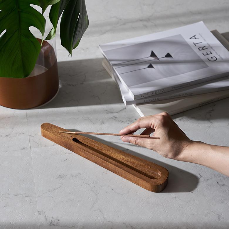 お香 立て 皿 アカシア ウッド 木製 横置 インド 製 スタンド インセンス ホルダー 受け皿 トレイ オブジェ おしゃれ エスニック BOHO 雑貨 韓国 西海岸 34542 | ブランド登録なし | 06