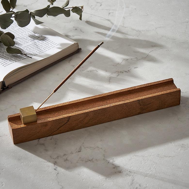 お香 立て 皿 アカシア ウッド 木製 真鍮 インド 製 スタンド インセンス ホルダー 受け皿 トレイ オブジェ おしゃれ エスニック BOHO 雑貨 韓国 西海岸 34543 | ブランド登録なし