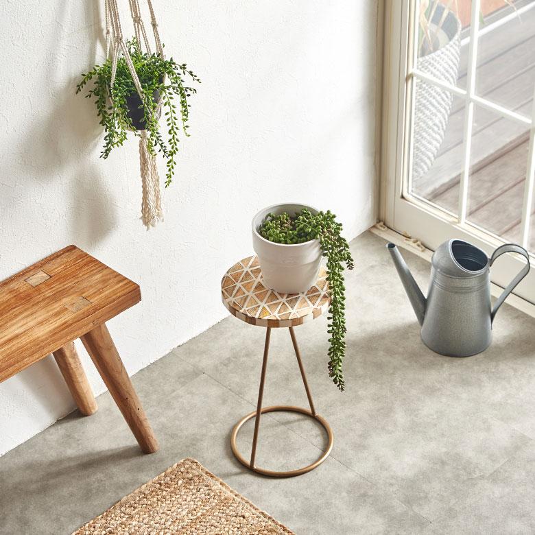 サイドテーブル 円形 ラウンド マットゴールド ジオメトリック ソファー プランター フラワースタンド 室内 屋内 おしゃれ おしゃれ モダン 西海岸 34549 | ELEMENTS（インテリア） | 12