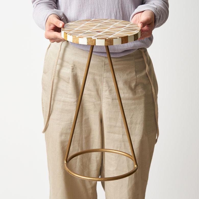 サイドテーブル 円形 ラウンド マットゴールド ジオメトリック ソファー プランター フラワースタンド 室内 屋内 おしゃれ おしゃれ モダン 西海岸 34549 | ELEMENTS（インテリア） | 14