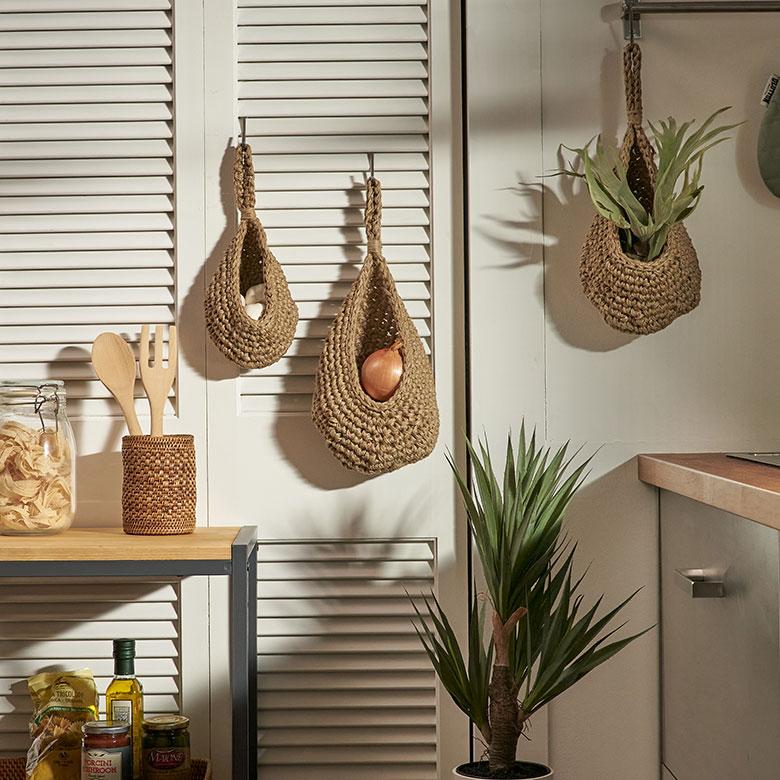バスケット 吊り下げ かご ジュート 麻 しずく型 Sサイズ 収納 ハンギング 壁掛け プランター クローゼット インテリア おしゃれ 北欧 西海岸 雑貨 34586-s | ELEMENTS（インテリア） | 10