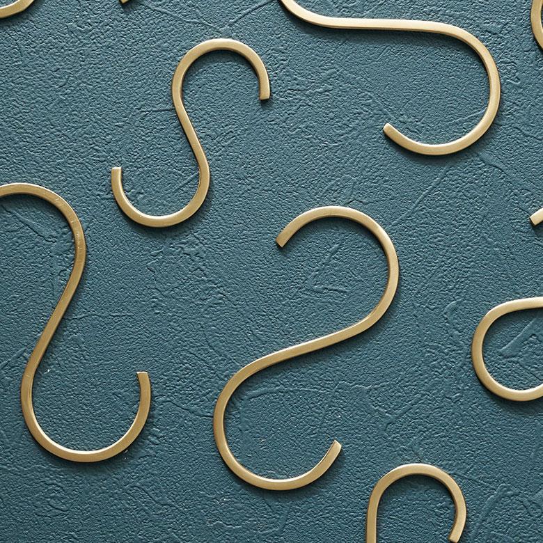 S字 フック 真鍮 S 小 ゴールド 金 属 アンティーク 風 吊り 下げ 見せる 収納 ウォール デコレーション 壁掛け おしゃれ 北欧 雑貨 インテリア 西海岸 34601 | ELEMENTS（インテリア） | 07